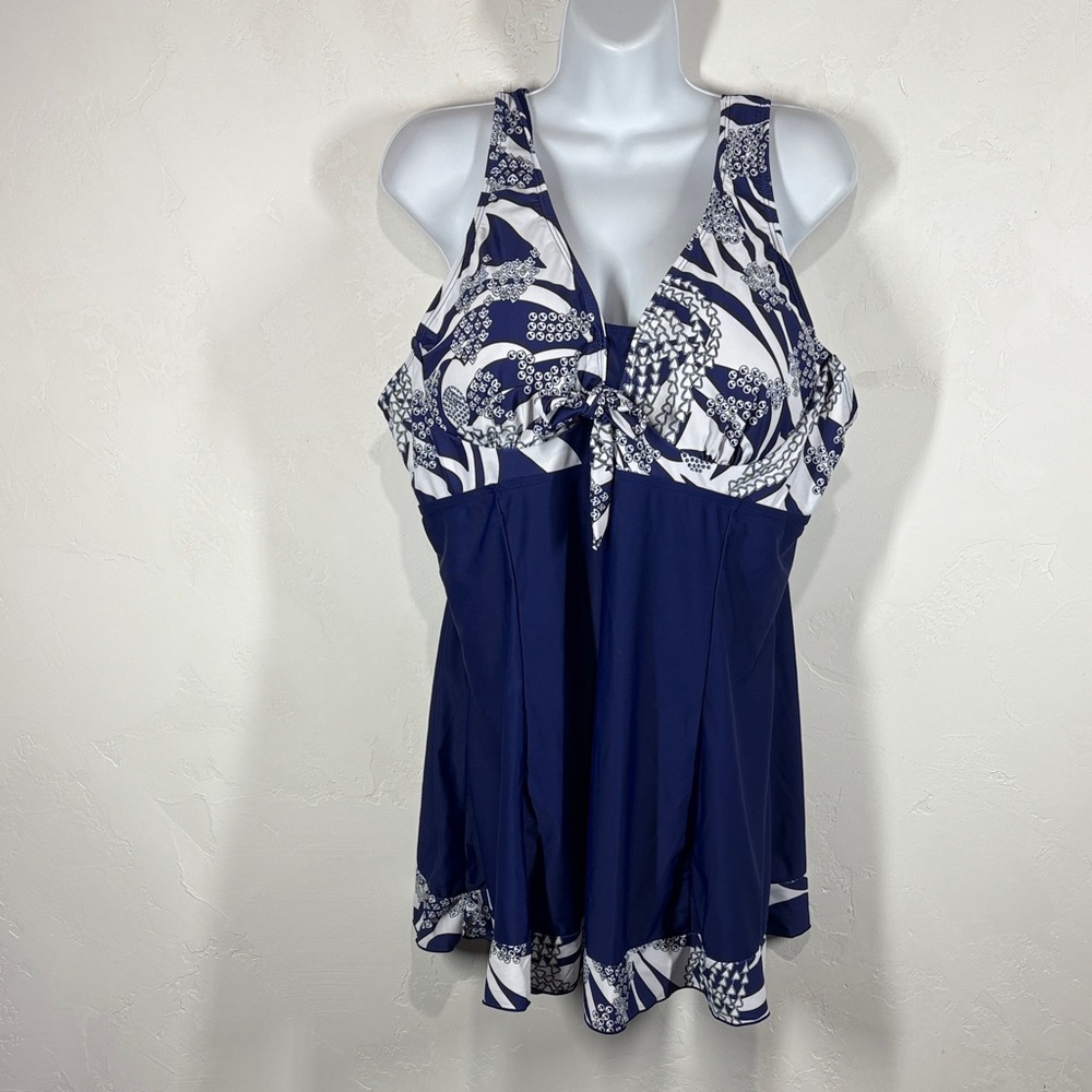 Navy and White Patterned Tankini Top size 1X